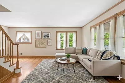 319 Leclaire Avenue, Wilmette, IL 60091 - Photo 2