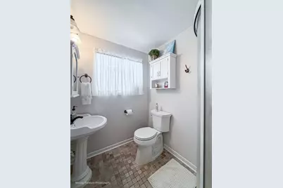 2923 Downing Avenue W, Westchester, IL 60154 - Photo 20