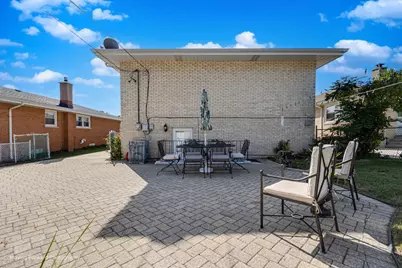 2923 Downing Avenue W, Westchester, IL 60154 - Photo 24