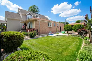 10752 S Albany Ave, Chicago, IL 60655 - Photo 1