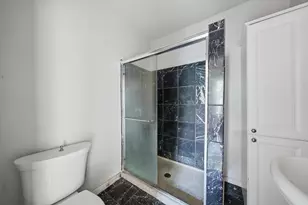 3900 W Division St, Chicago, IL 60651 - Photo 12