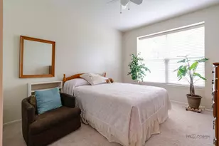 210 Shadow Creek Circle, Vernon Hills, IL 60061 - Photo 28