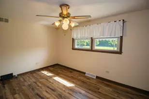 10756 S Albany Ave, Chicago, IL 60655 - Photo 10