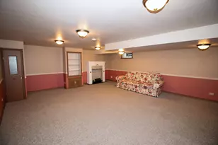 10756 S Albany Ave, Chicago, IL 60655 - Photo 14