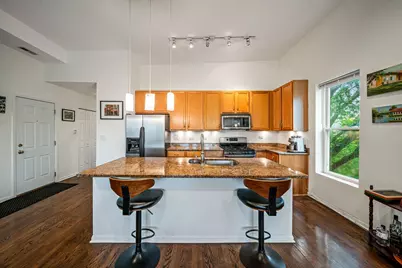 6701 N Bosworth Avenue #3, Chicago, IL 60626 - Photo 8