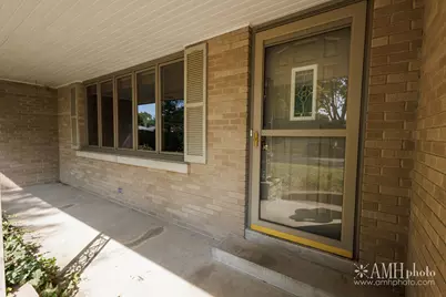 1033 W Hawkins Street, Kankakee, IL 60901 - Photo 4