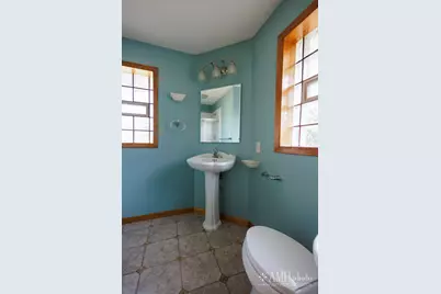1033 W Hawkins Street, Kankakee, IL 60901 - Photo 18