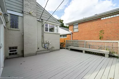 7261 N East Prairie Road, Lincolnwood, IL 60712 - Photo 32