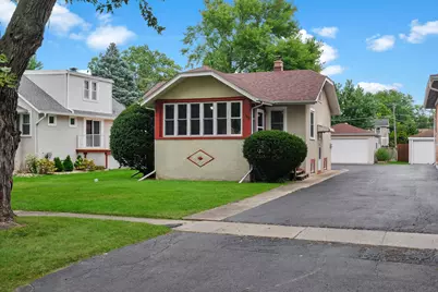 103 N Harvard Avenue, Villa Park, IL 60181 - Photo 2
