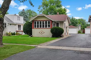103 N Harvard Ave, Villa Park, IL 60181 - Photo 2