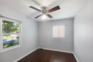 917 Sunnydale Blvd, Streamwood, IL 60107 - Photo 14