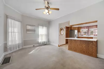 302 N State Street, Marengo, IL 60152 - Photo 6