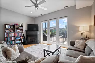 1702 W North Ave, Chicago, IL 60622 - Photo 2