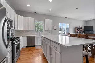 1702 W North Ave, Chicago, IL 60622 - Photo 8