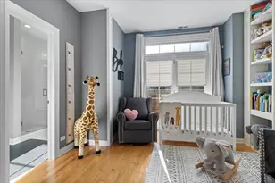 363 W Superior St, Chicago, IL 60654 - Photo 22