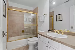 363 W Superior St, Chicago, IL 60654 - Photo 26