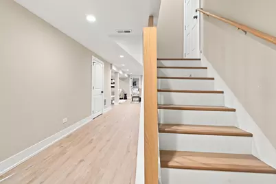 9314 S Colfax Avenue, Chicago, IL 60617 - Photo 14
