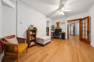 2315 S Hoyne Ave, Chicago, IL 60608 - Photo 4