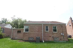 18637 S Highland Ave, Homewood, IL 60430 - Photo 30