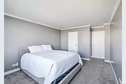 40 N Tower Road #7E, Oak Brook, IL 60523 - Photo 12