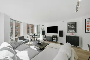 345 N La Salle Dr, Chicago, IL 60654 - Photo 8