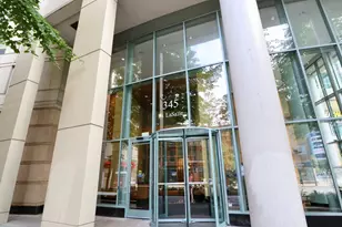 345 N La Salle Dr, Chicago, IL 60654 - Photo 2