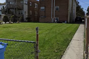 9731 S Michigan Ave, Chicago, IL 60628 - Photo 18