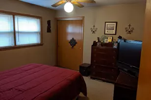 9731 S Michigan Ave, Chicago, IL 60628 - Photo 12