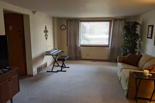 9731 S Michigan Ave, Chicago, IL 60628 - Photo 14
