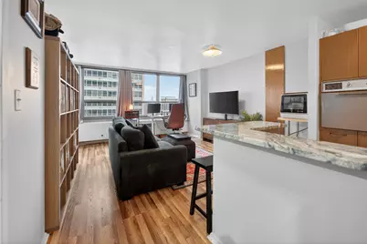 3550 N Lake Shore Drive #1925, Chicago, IL 60657 - Photo 4