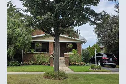 114 S Edward Street, Mount Prospect, IL 60056 - Photo 1