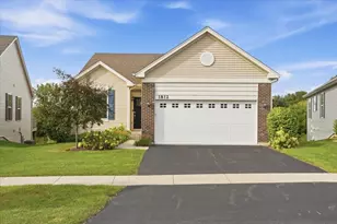 1812 Alta Dr, Volo, IL 60020 - Photo 1
