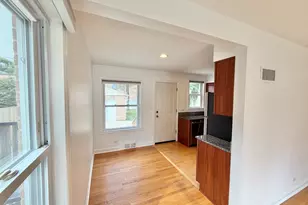 5816 W Greenleaf Ave, Chicago, IL 60646 - Photo 8