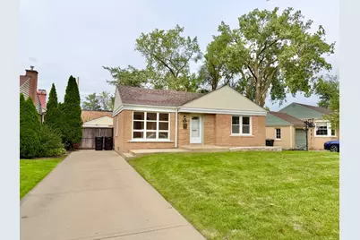 5816 W Greenleaf Avenue, Chicago, IL 60646 - Photo 2