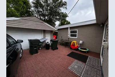 324 N Emerald Avenue, Mundelein, IL 60060 - Photo 14