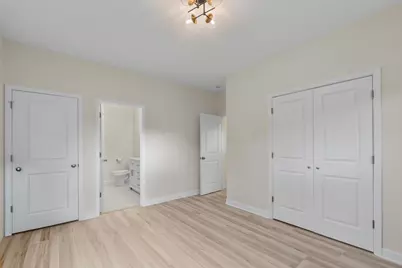 4447 S Calumet Avenue, Chicago, IL 60653 - Photo 16