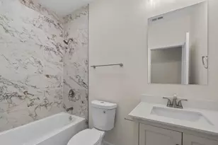 4447 S Calumet Ave, Chicago, IL 60653 - Photo 14