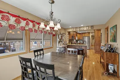 3843 W 107th Place, Chicago, IL 60655 - Photo 10