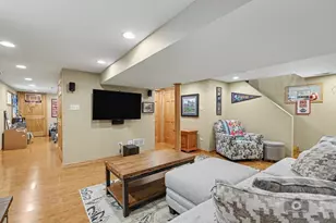 3843 W 107th Pl, Chicago, IL 60655 - Photo 18