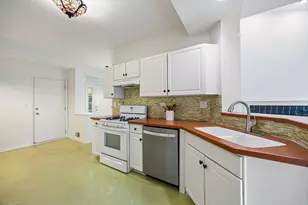 1053 Ripple Ridge, Darien, IL 60561 - Photo 8