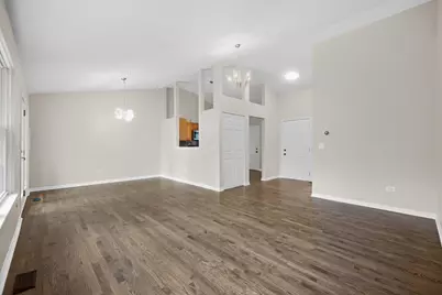610 Lyon Court, Buffalo Grove, IL 60089 - Photo 2