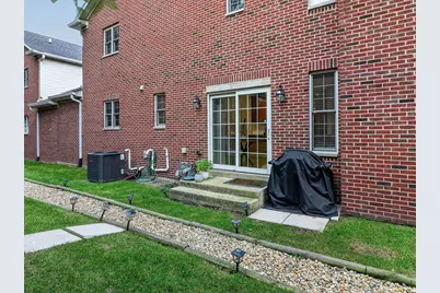 1205 Charleston Court, Westmont, IL 60559 - Photo 24