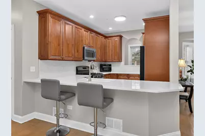 1205 Charleston Court, Westmont, IL 60559 - Photo 6