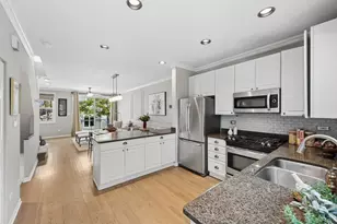 2835 N Wolcott Ave, Chicago, IL 60657 - Photo 14