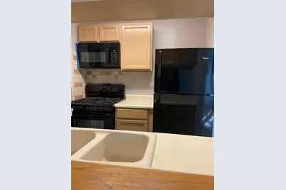 [Address not provided], Glendale Heights, IL 60139 - Photo 6
