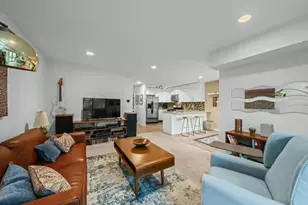 80 Commonwealth Ct, Vernon Hills, IL 60061 - Photo 8
