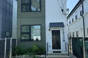 2850 W Harrison St, Chicago, IL 60612 - Photo 1