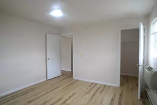 1490 Spring Brook Ct, Round Lake Beach, IL 60073 - Photo 8