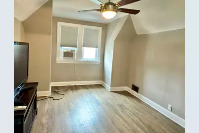 5849 W Wilson Avenue, Chicago, IL 60630 - Photo 22