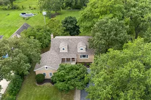 24332 S State Line Rd, Crete, IL 60417 - Photo 4